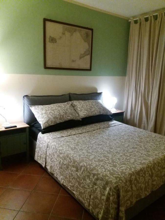 Casa Camilla Apartment เวียเรจโจ ภายนอก รูปภาพ